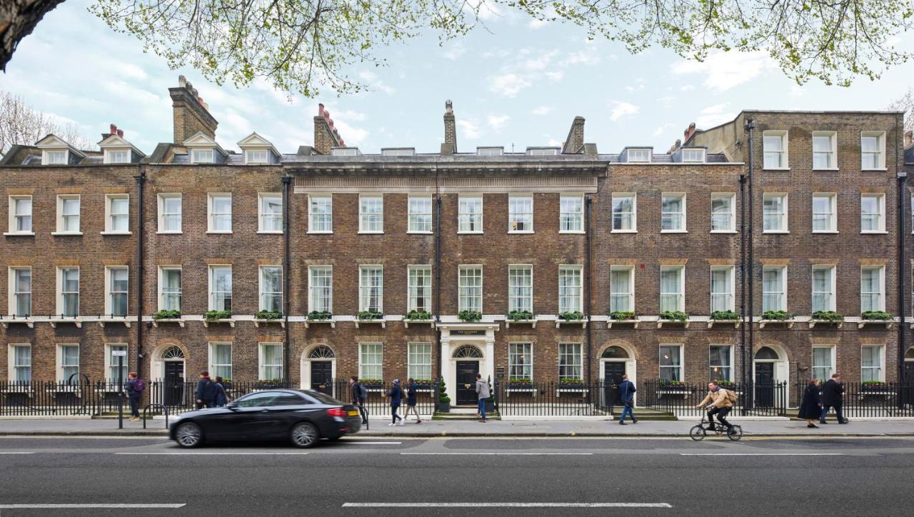 The Academy - Small Luxury Hotels Of The World Londýn Exteriér fotografie The main building of the Royal Society, Carlton Gardens, London